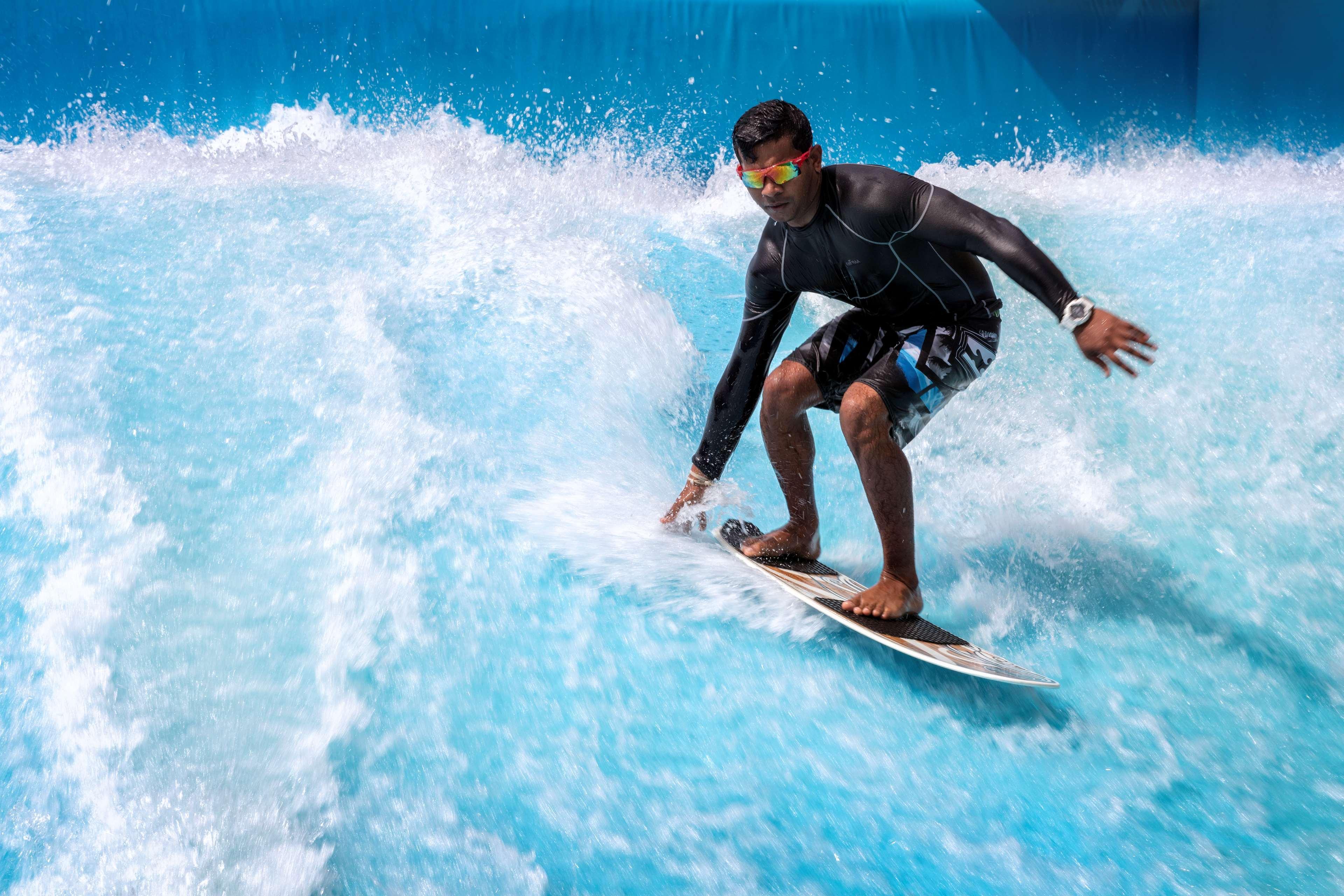 Banana Island Resort Doha By Anantara Esterno foto FlowRider