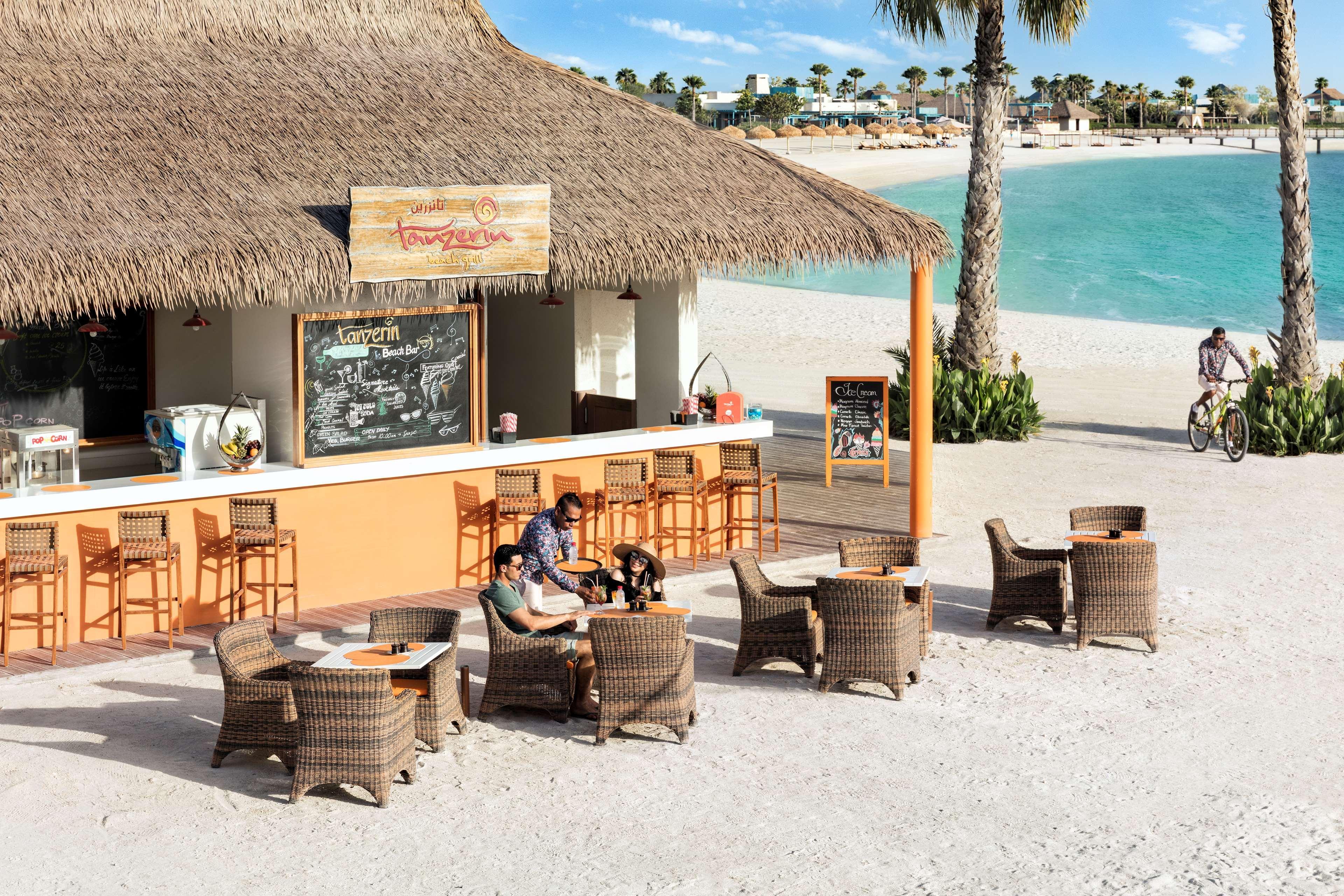 Banana Island Resort Doha By Anantara Esterno foto Beach bar