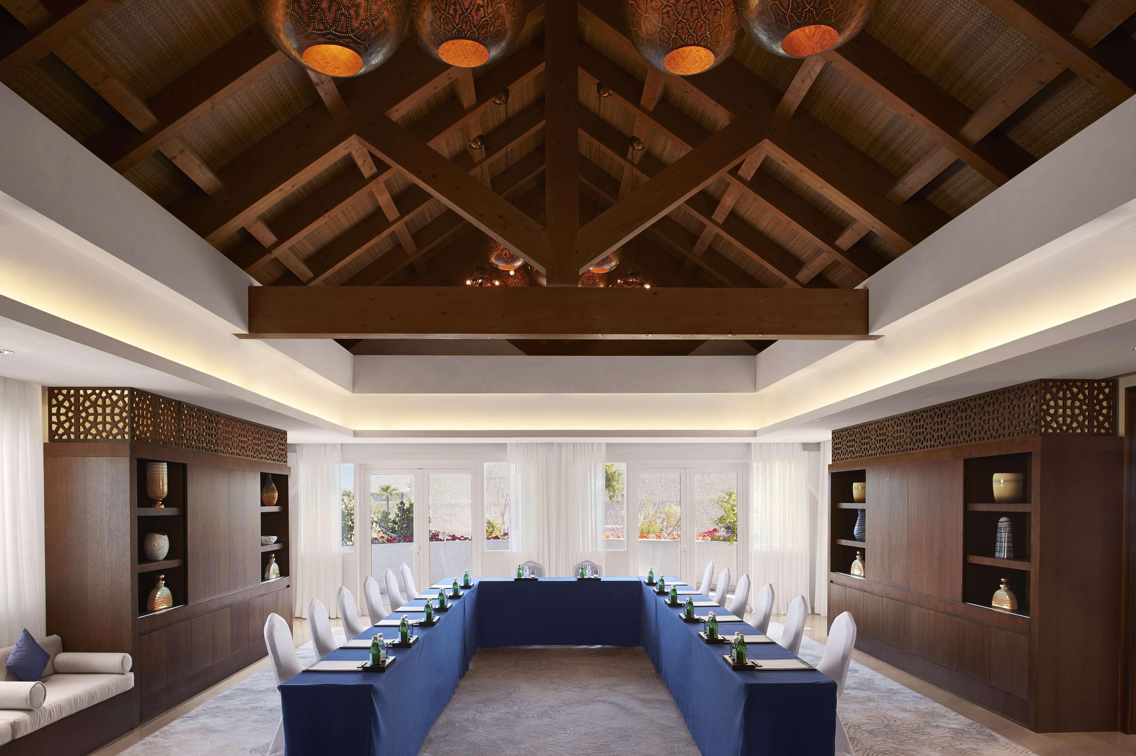 Banana Island Resort Doha By Anantara Esterno foto Meeting room