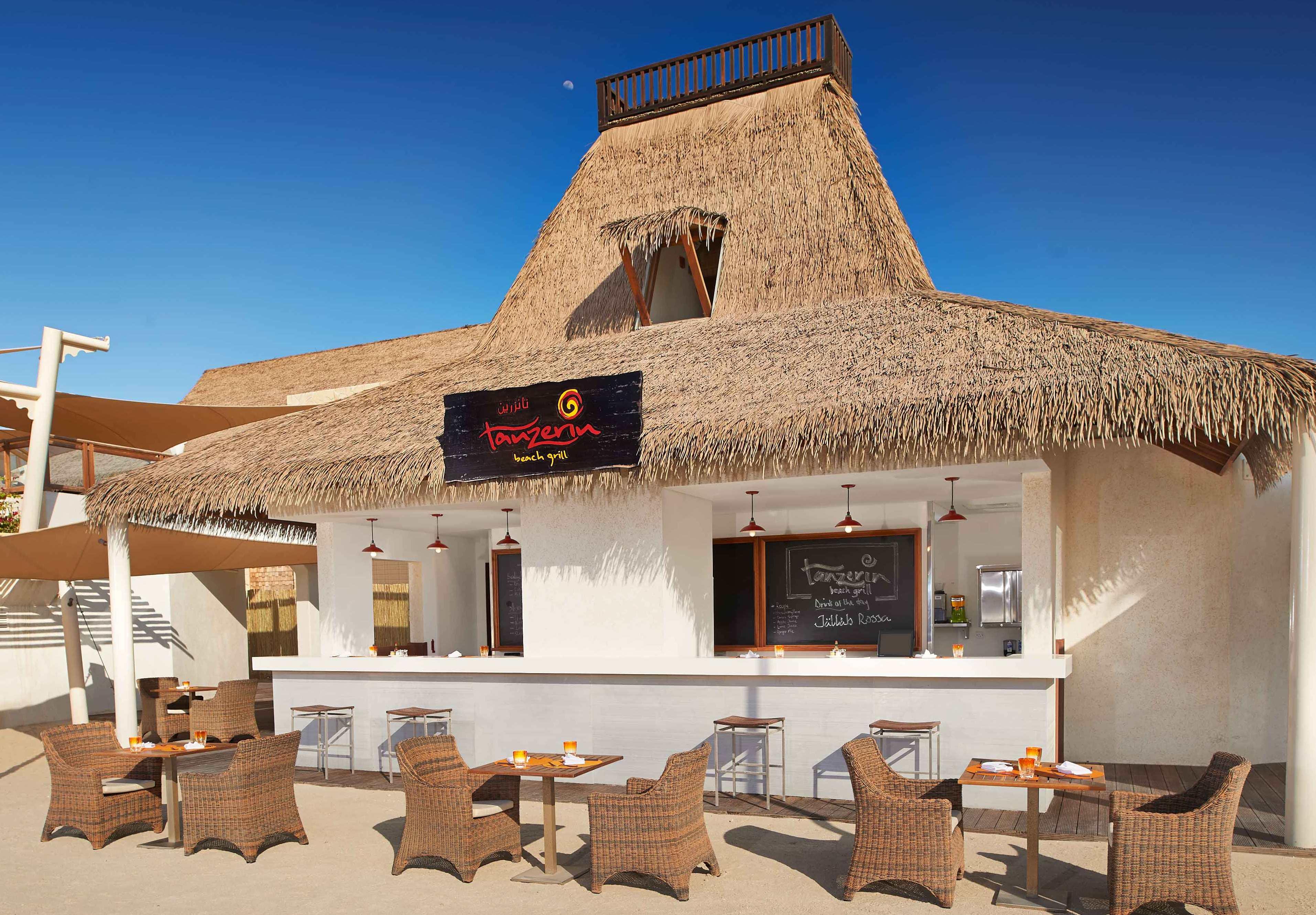Banana Island Resort Doha By Anantara Esterno foto The Beach Bar