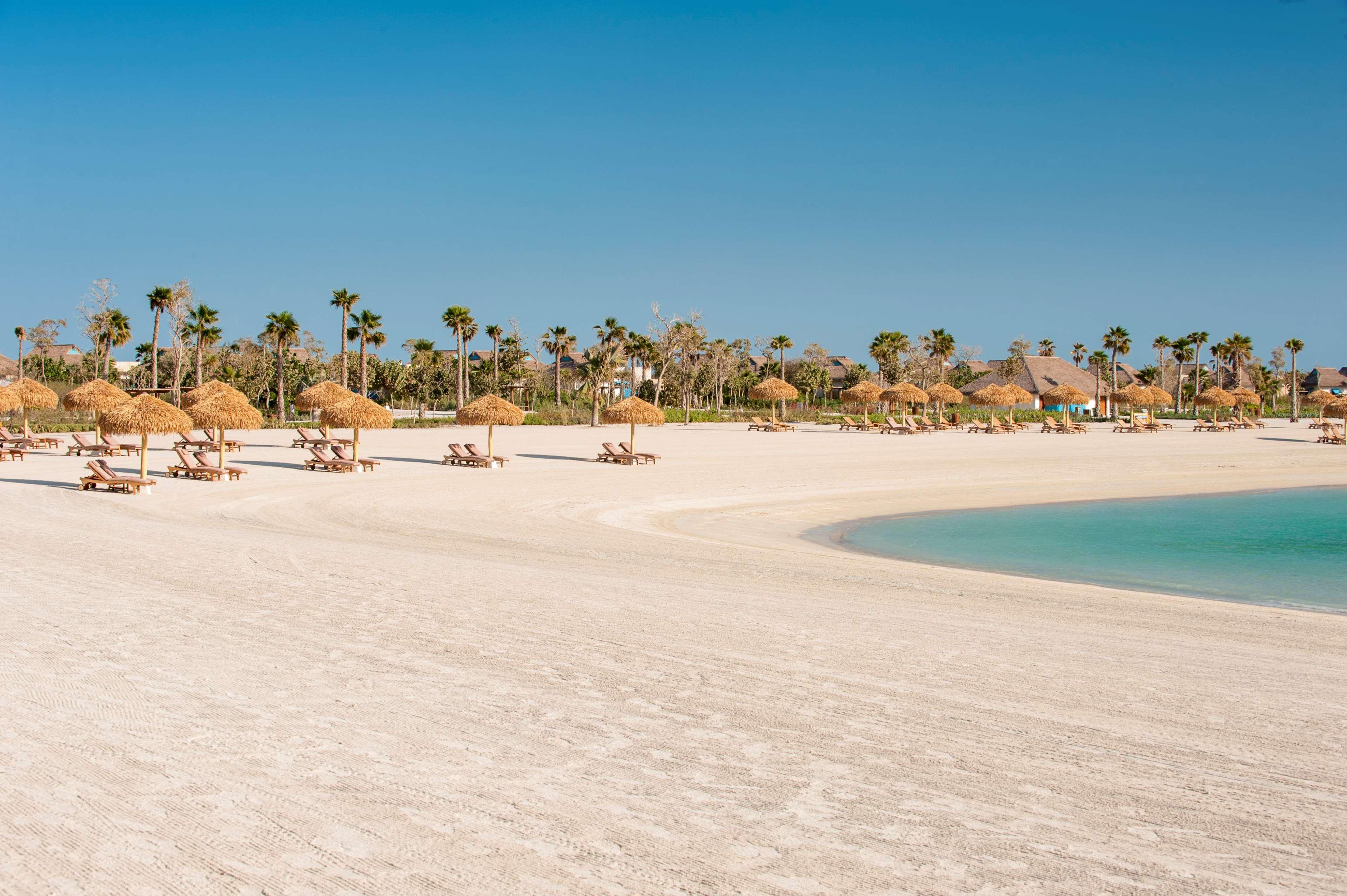 Banana Island Resort Doha By Anantara Esterno foto Beach at the Atlantis Paradise Island