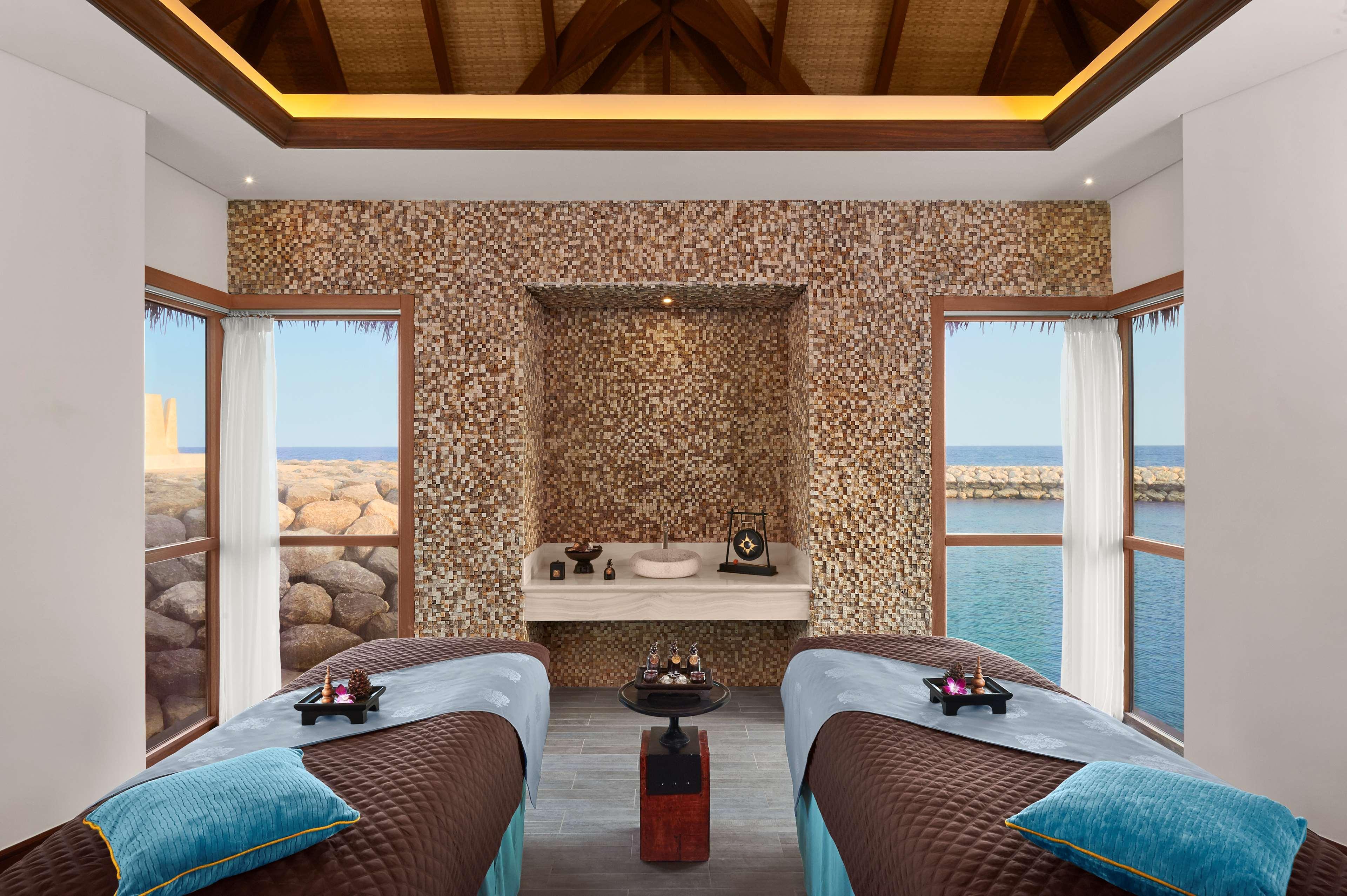 Banana Island Resort Doha By Anantara Esterno foto Spa at the resort